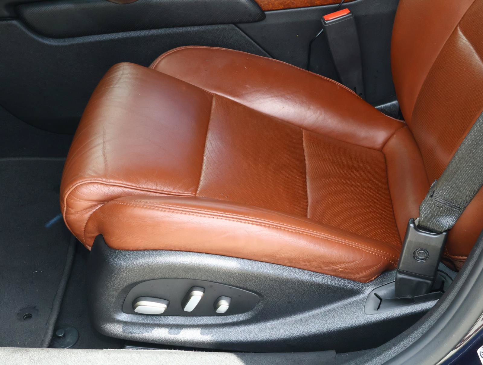 Used 2015 Cadillac XTS Luxury w/ Driver Awareness Package FWD image 19