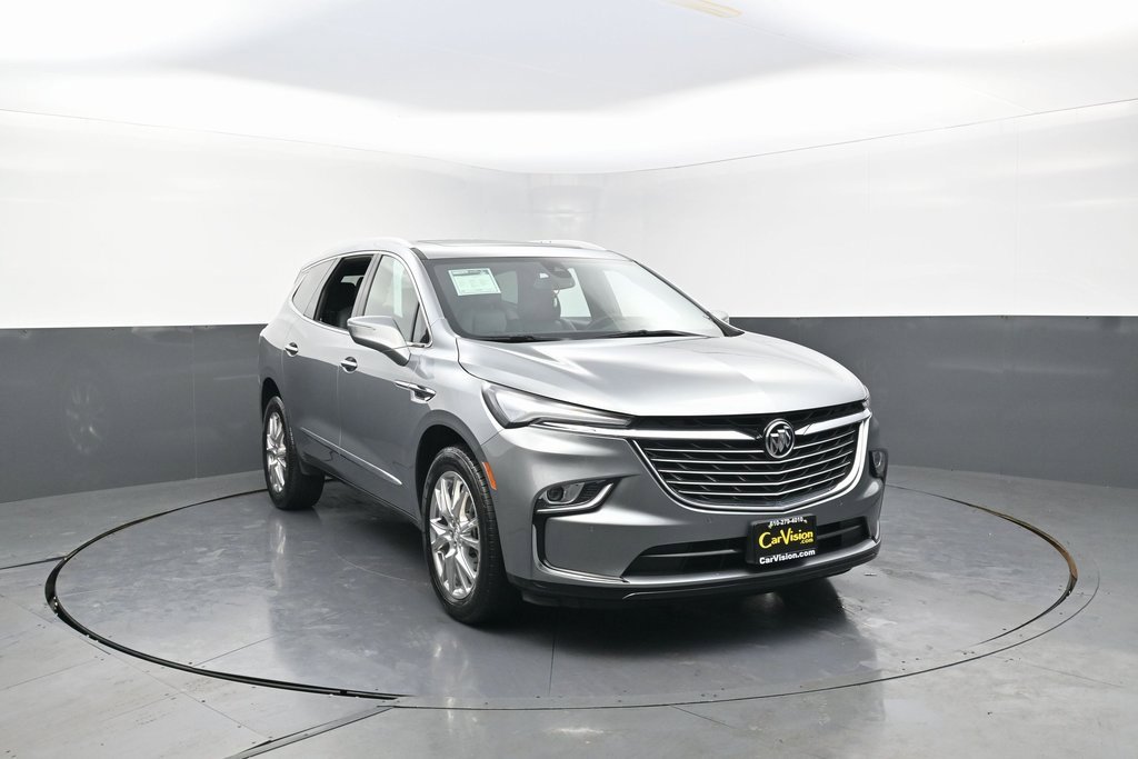 Used 2023 Buick Enclave Essence w/ Experience Buick Package image 3