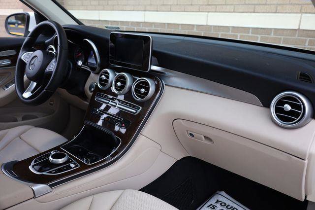 Used 2017 Mercedes-Benz GLC 300 4MATIC image 25