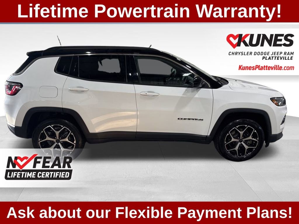 Used 2025 Jeep Compass Limited image 12