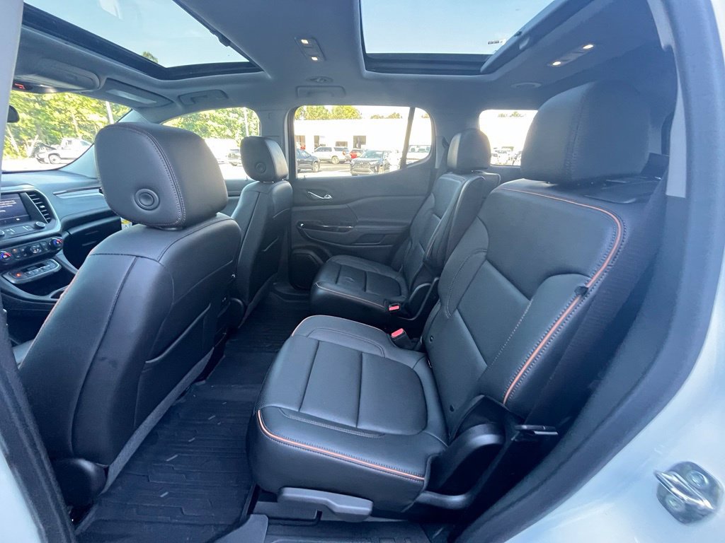 Used 2023 GMC Acadia AT4 w/ Technology Package AWD/4WD image 15