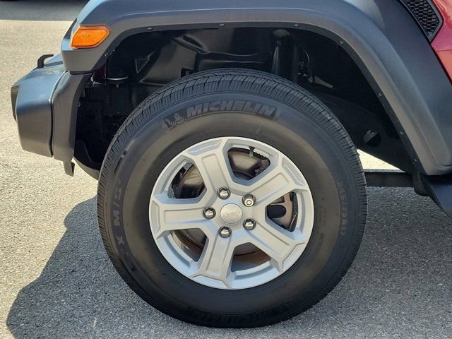 Used 2021 Jeep Wrangler Sport S image 7