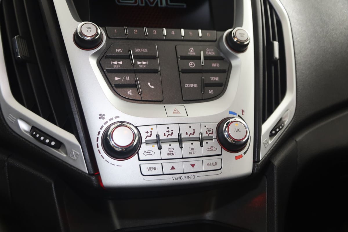 Used 2017 GMC Terrain SLE FWD image 24