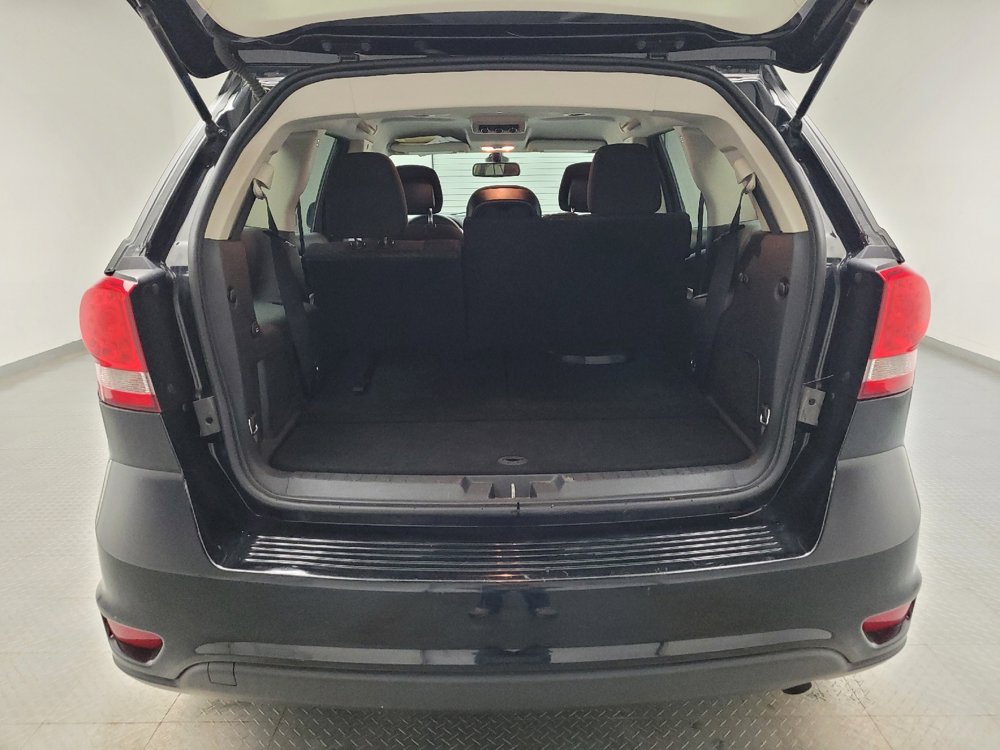 Used 2019 Dodge Journey SE w/ Blacktop Package FWD image 29