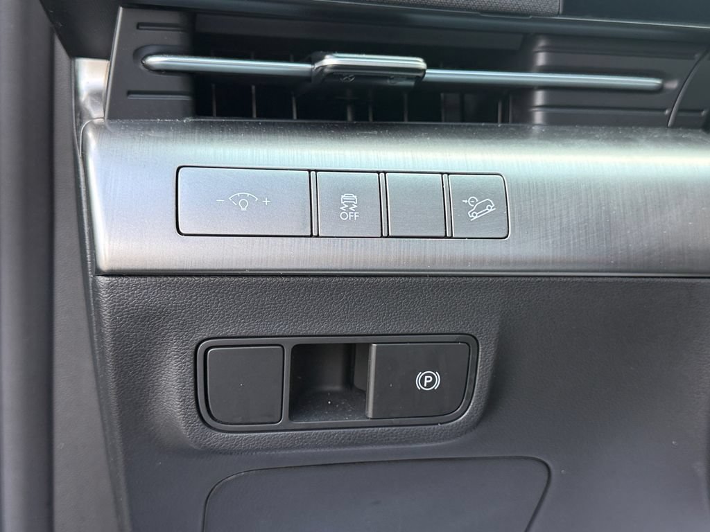Certified 2026 Hyundai Kona SEL Sport AWD/4WD image 20