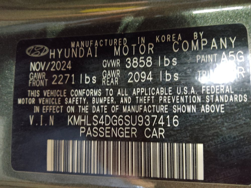 Used 2025 Hyundai Elantra SEL FWD image 33
