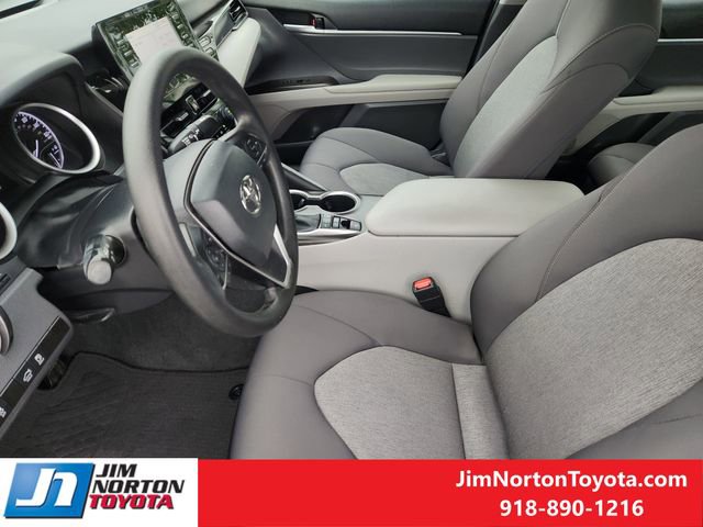 Used 2023 Toyota Camry LE FWD image 14