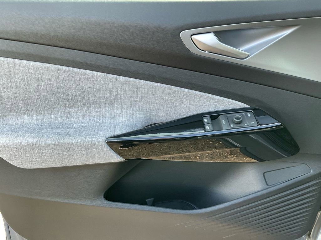 New 2026 Volkswagen ID.4 Pro image 22