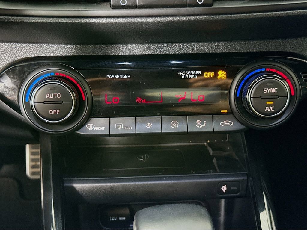 Used 2024 Kia Forte GT-Line w/ GT-Line Premium Package image 18