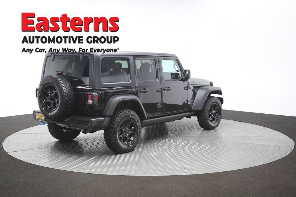 Used 2023 Jeep Wrangler Unlimited w/ Cold Weather Group AWD/4WD image 41
