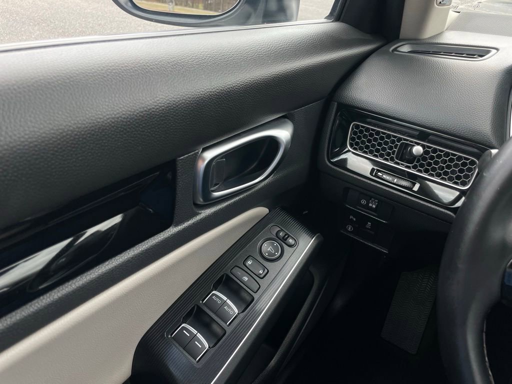 Certified 2024 Honda Civic Touring image 22