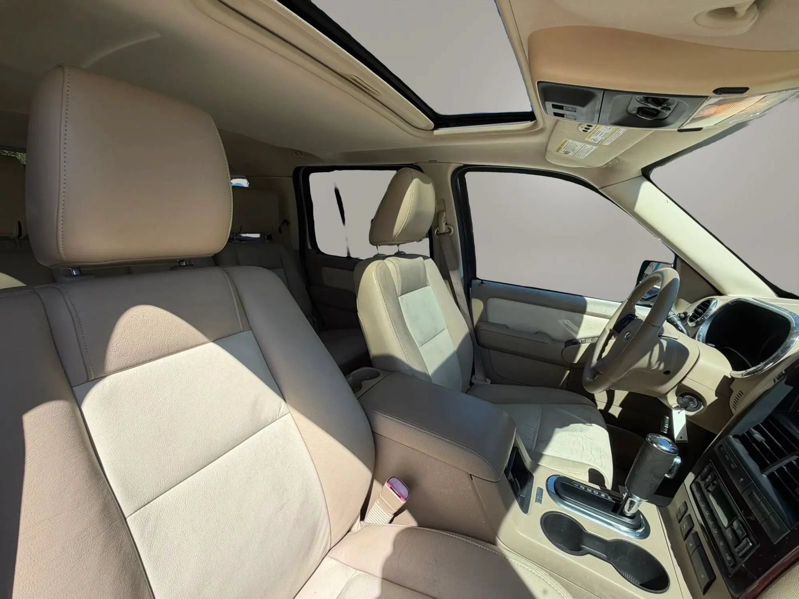 Used 2009 Ford Explorer Limited RWD image 27