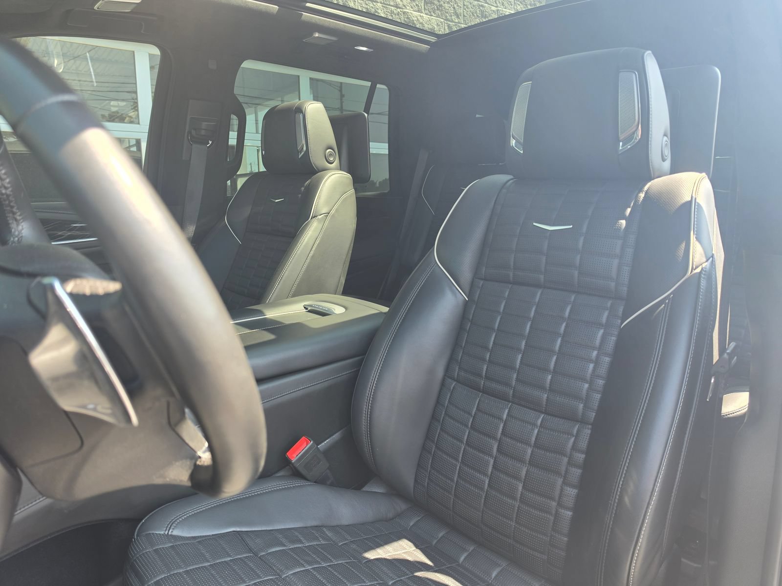 Used 2023 Cadillac Escalade V AWD/4WD image 14