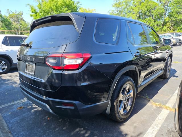 Certified 2025 Honda Pilot EX-L image 6