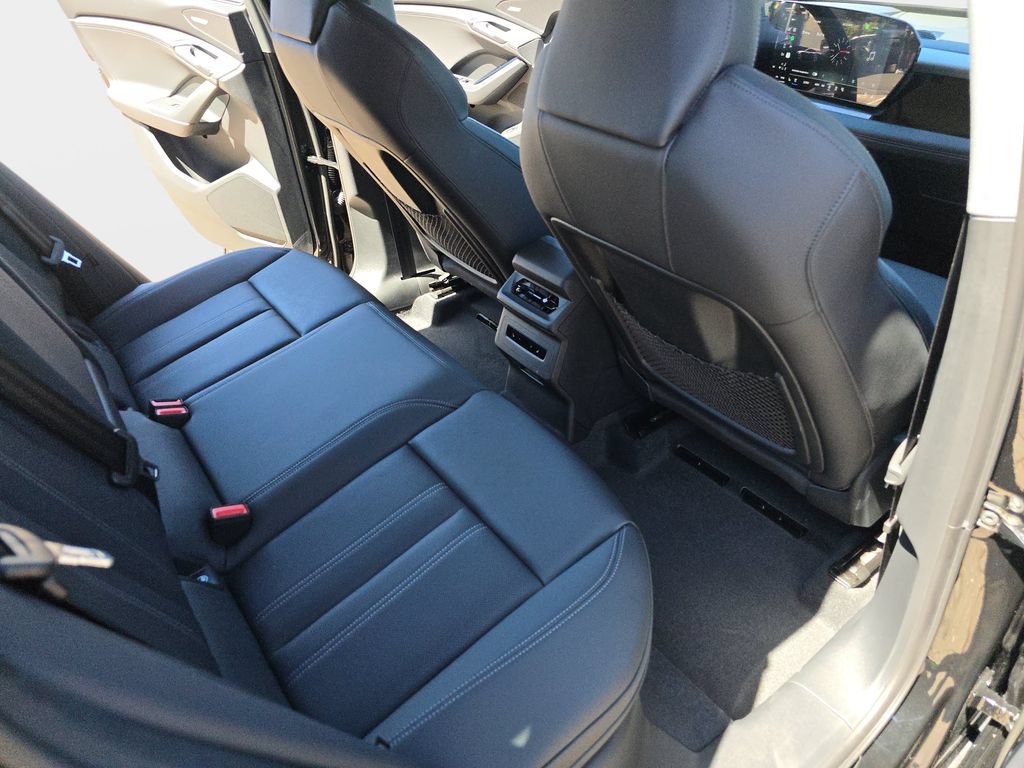 Certified 2025 Audi Q6 e-tron Premium Plus w/ Premium Plus RWD image 13
