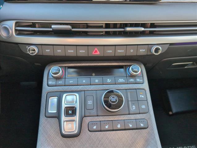 Used 2024 Hyundai Palisade Limited image 15