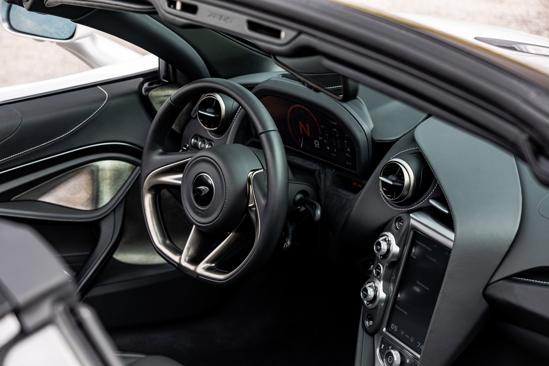 Used 2020 McLaren 720S Luxury RWD image 26