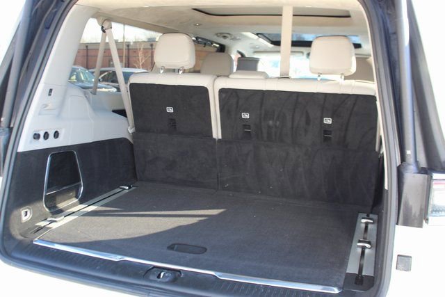 Used 2023 Jeep Grand Wagoneer L Series II w/ Premium Group II image 4