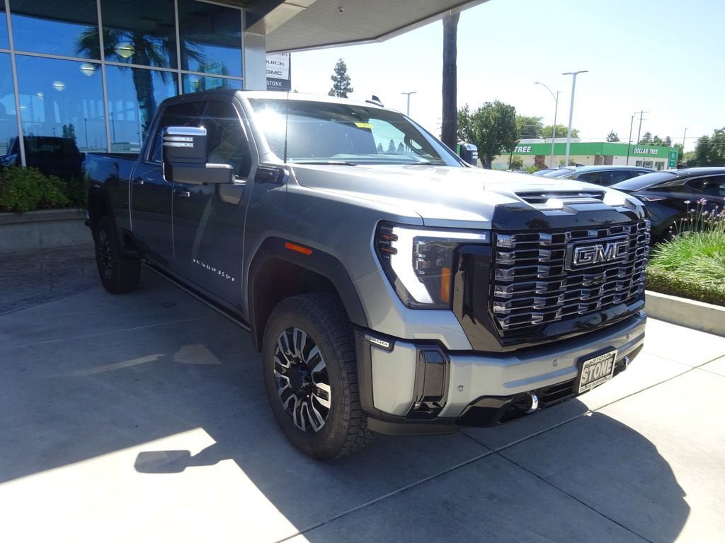 New 2026 GMC Sierra 2500 Denali Ultimate w/ Max Trailering Package AWD/4WD image 1