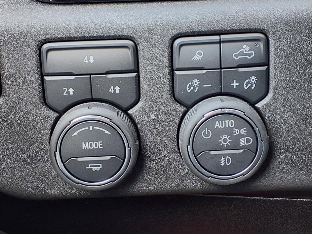 New 2025 Chevrolet Silverado 2500 LT w/ Safety Package image 9