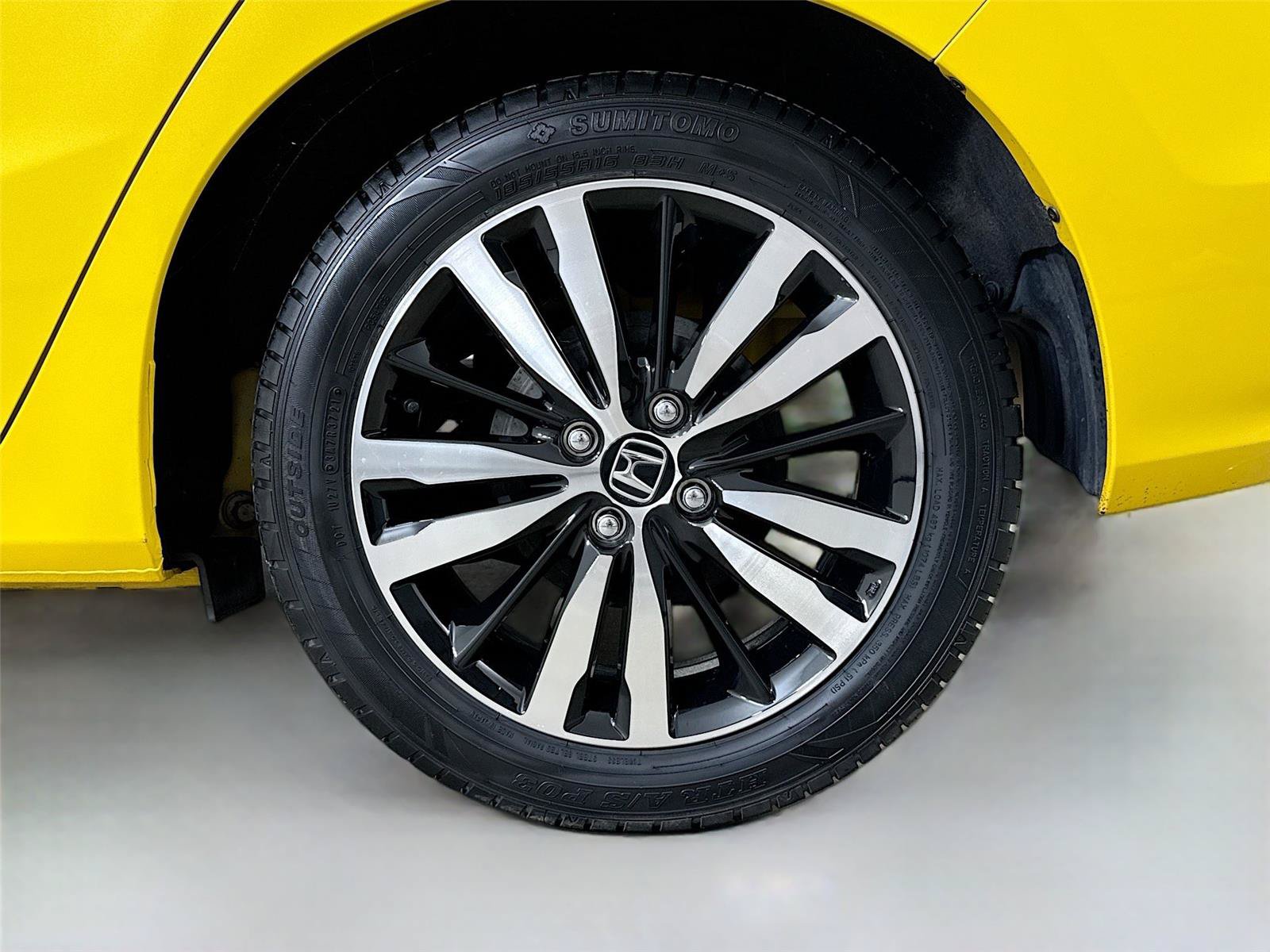 Certified 2018 Honda Fit EX image 29