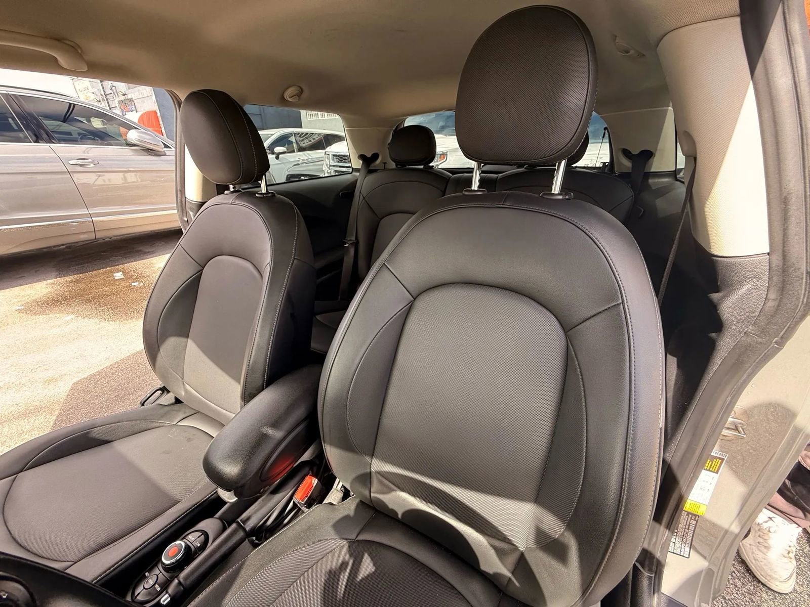 Used 2019 MINI Cooper 2-Door Hardtop image 13