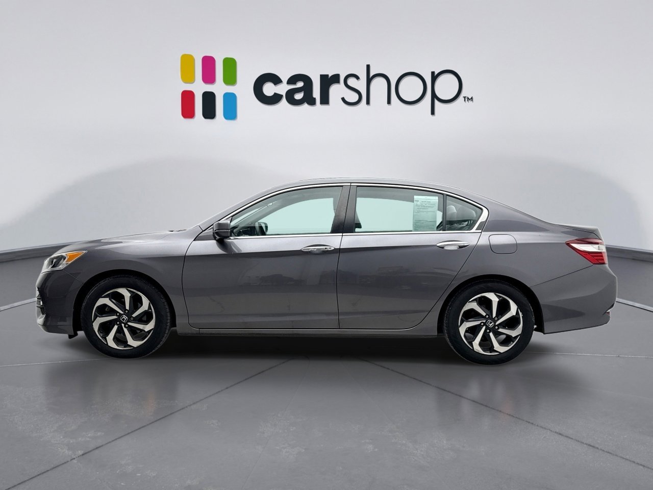 Used 2016 Honda Accord EX image 2