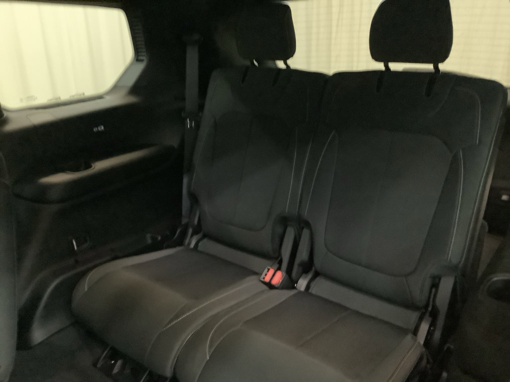 New 2025 Jeep Grand Cherokee L Laredo image 26