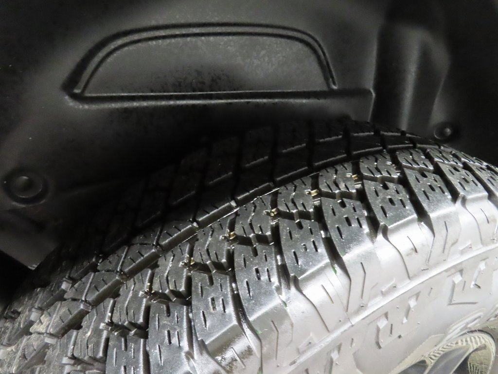 Used 2021 Jeep Wrangler Unlimited Sahara image 32