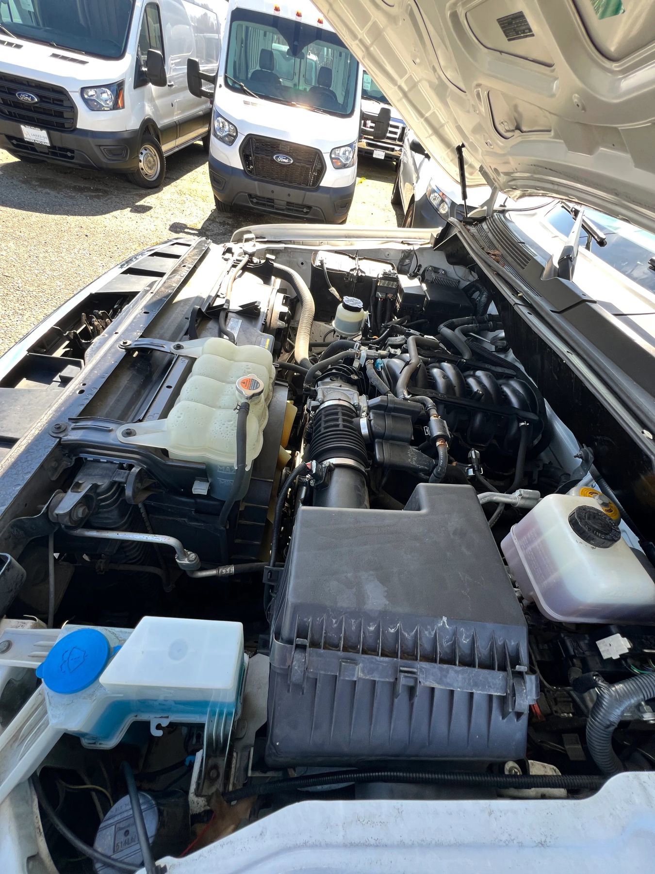 Used 2019 Nissan NV 3500 SL image 22