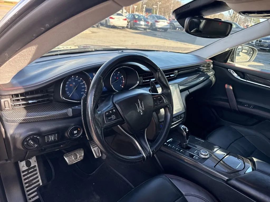 Used 2018 Maserati Quattroporte S GranSport Q4 AWD/4WD image 7