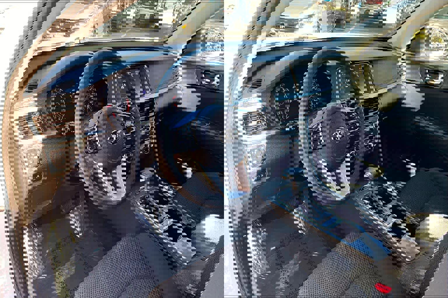 Used 2019 Kia Optima LX image 17