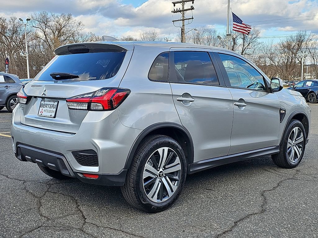 Used 2025 Mitsubishi Outlander Sport ES image 6