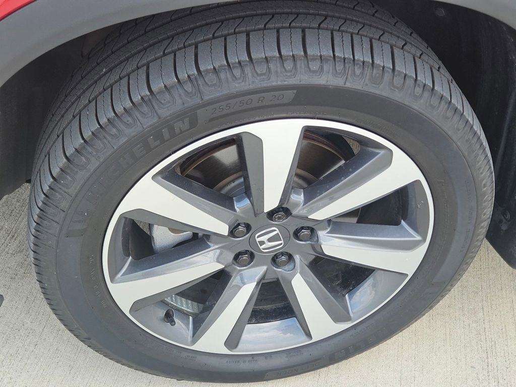 Used 2023 Honda Pilot Elite image 9