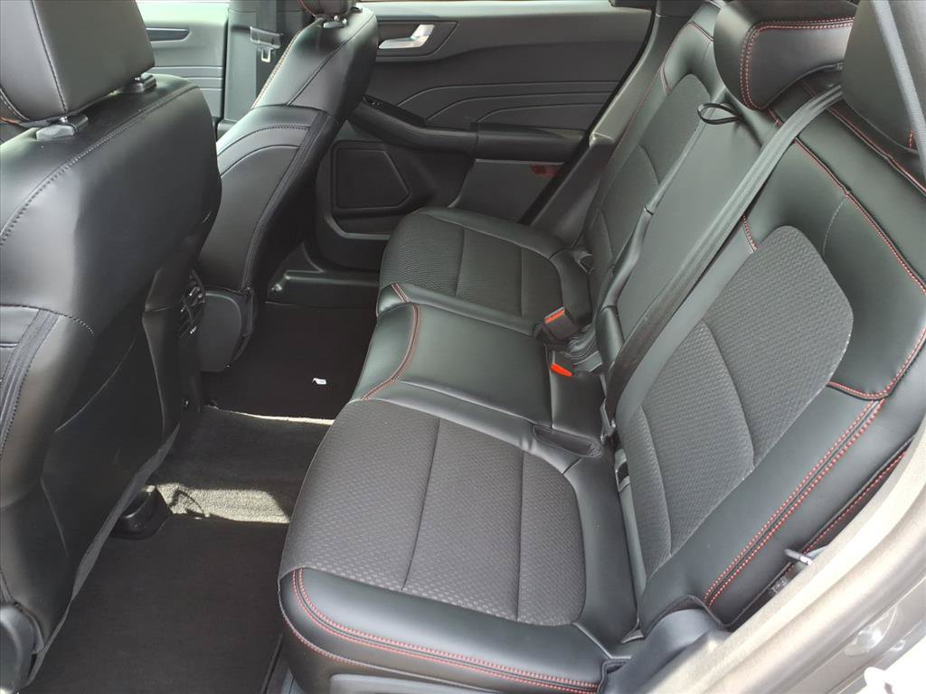 Used 2025 Ford Escape ST-Line w/ Equipment Group 301A FWD image 6