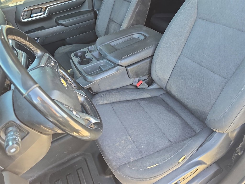 Used 2024 Chevrolet Silverado 2500 LT w/ Convenience Package image 15