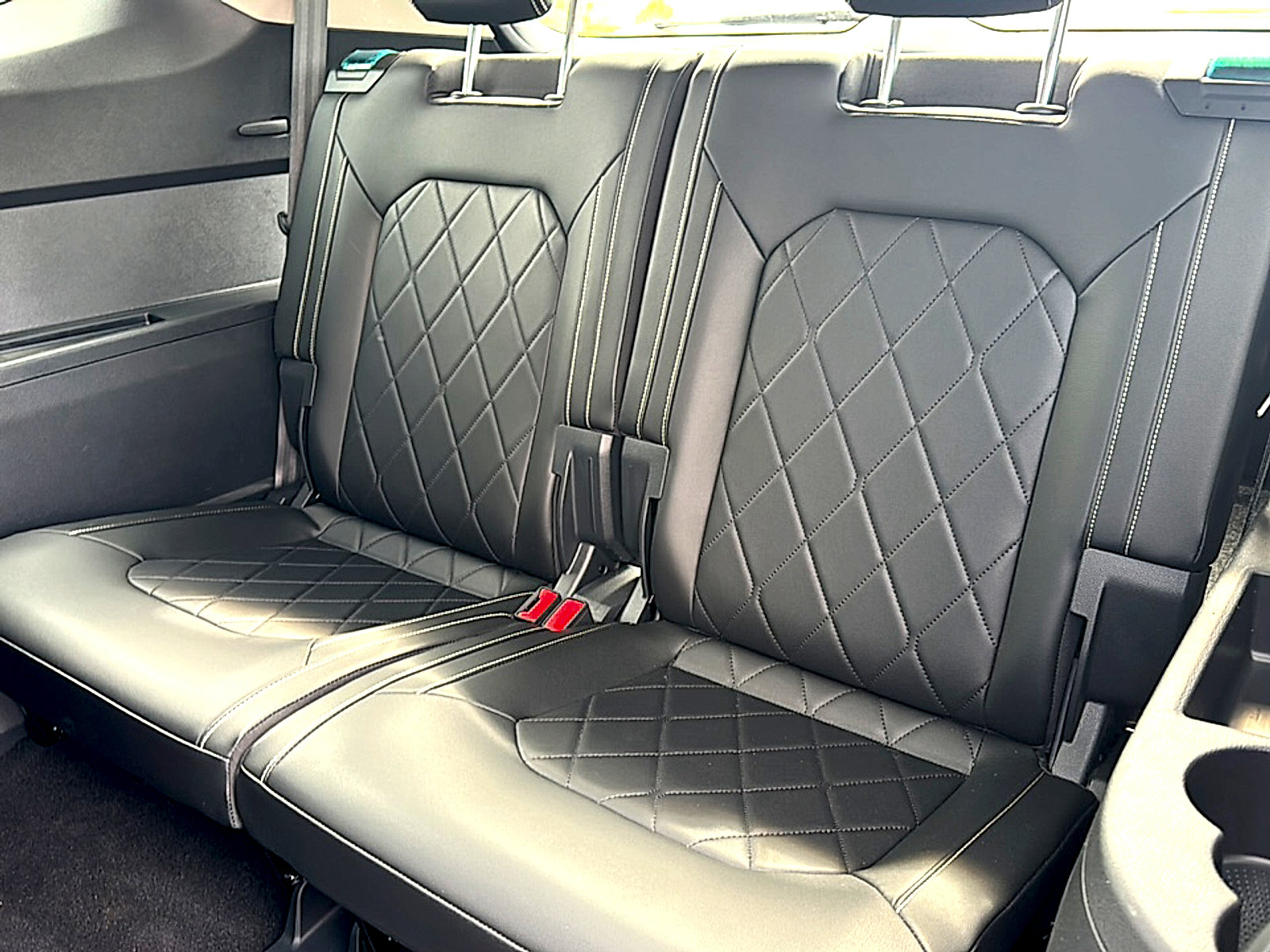 Used 2024 Volkswagen Atlas SEL Premium R-Line AWD/4WD image 21