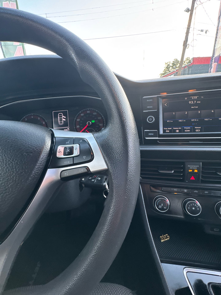 Used 2021 Volkswagen Jetta S w/ Driver Assistance Package image 18