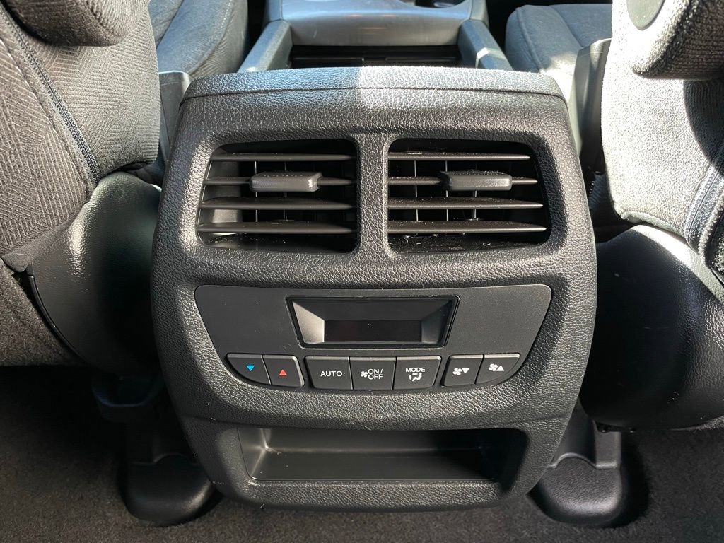 Certified 2022 Honda Pilot Sport image 37