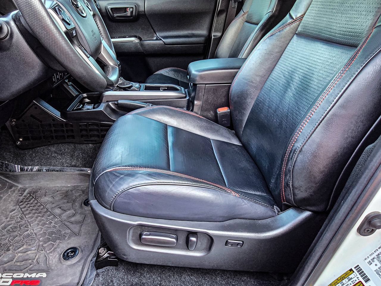 Used 2023 Toyota Tacoma TRD Pro AWD/4WD image 19