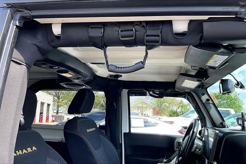Used 2013 Jeep Wrangler Sahara w/ Dual Top Group AWD/4WD image 24