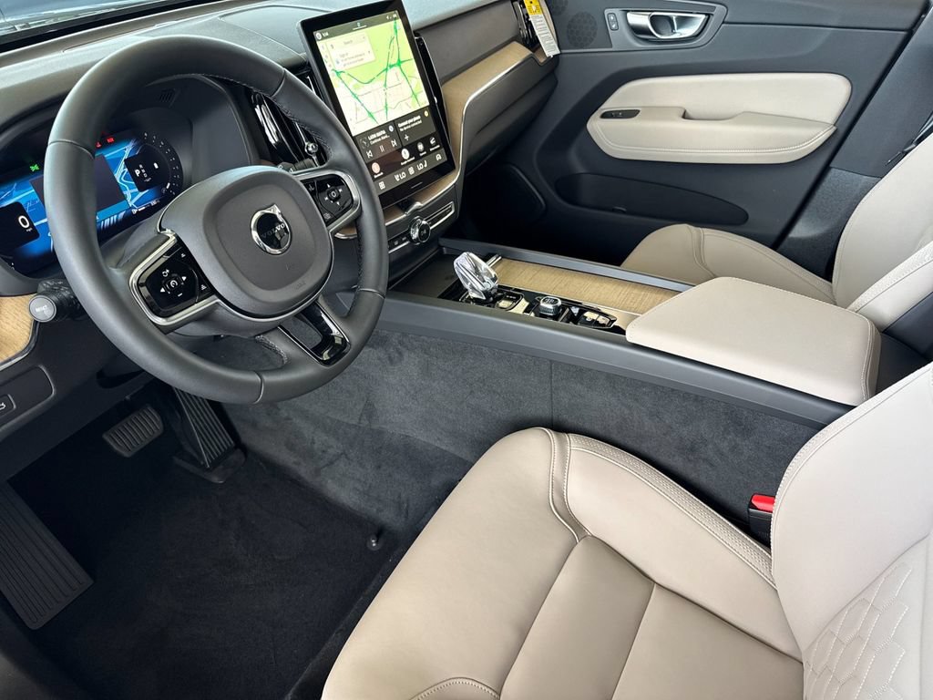 New 2026 Volvo XC60 B5 Core w/ Climate Package PRO AWD/4WD image 9