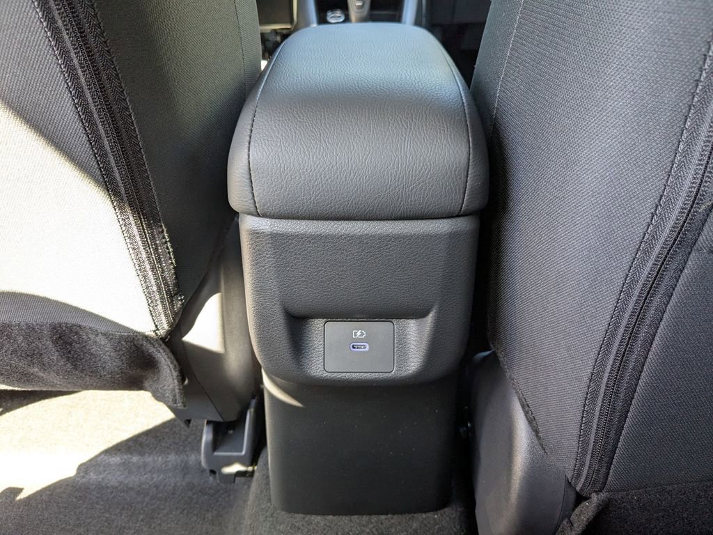 New 2025 Nissan Versa SV w/ Trunk Package FWD image 25