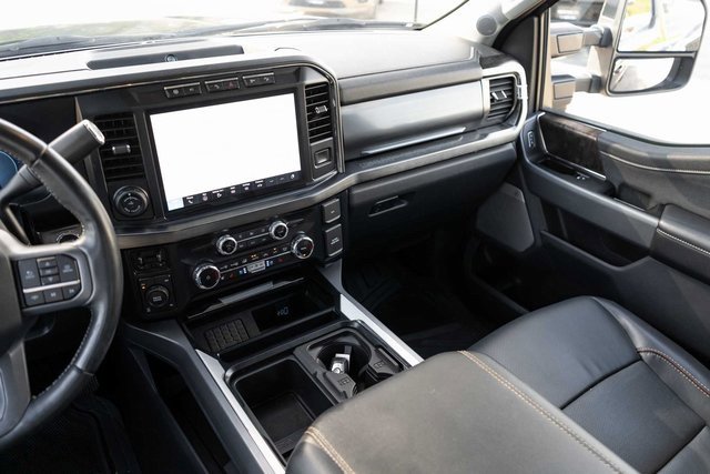 Used 2023 Ford F250 Lariat w/ Sport Appearance Package image 17