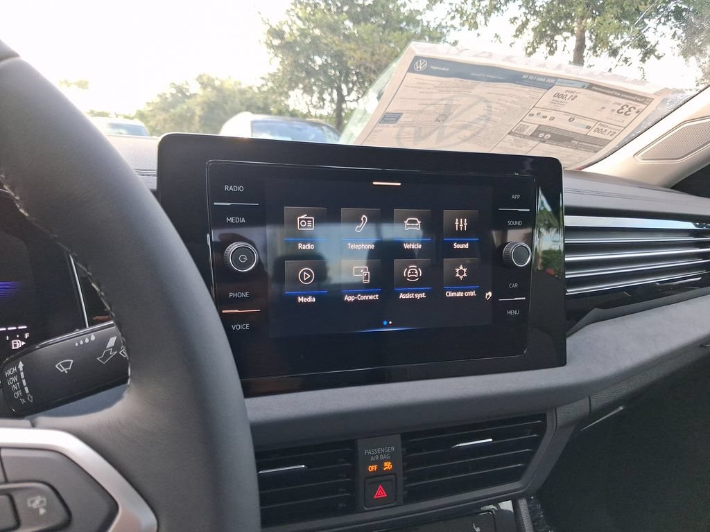 New 2026 Volkswagen Jetta SE FWD image 9