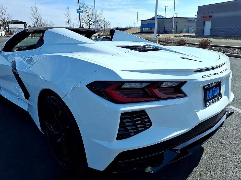 Used 2024 Chevrolet Corvette Stingray Preferred Conv w/ Battery Protection Package image 11