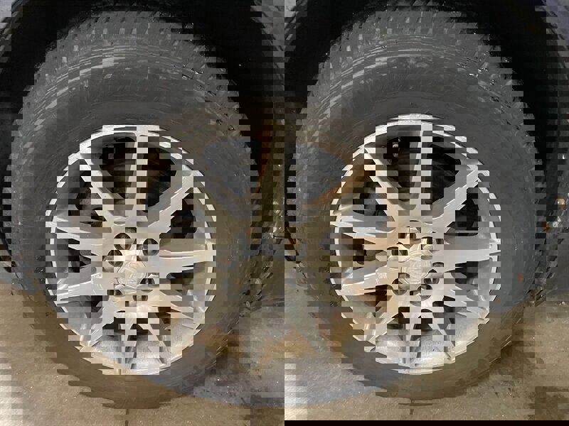 Used 2013 Buick Enclave Leather image 25