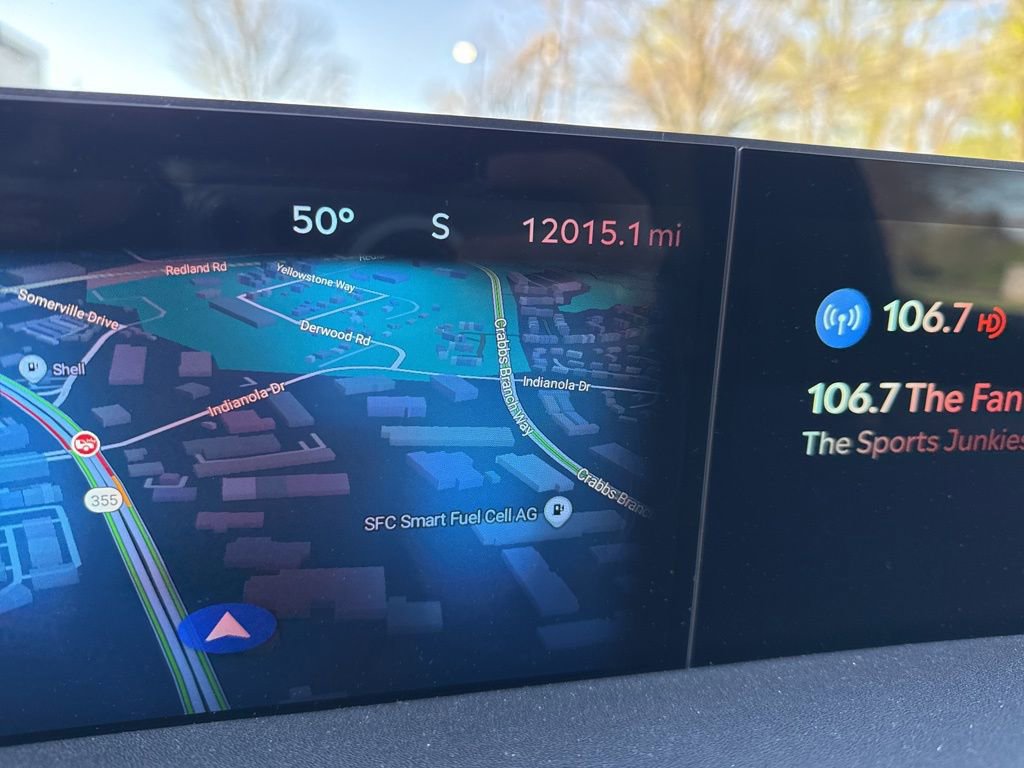 Used 2025 Lincoln Navigator Reserve image 17