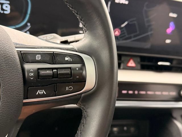 Used 2025 Kia Sportage EX w/ Premium Package AWD/4WD image 21