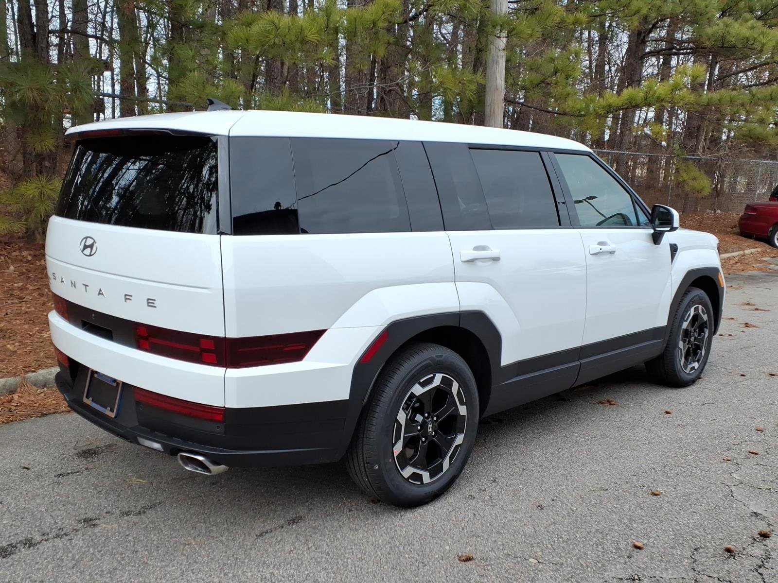 New 2026 Hyundai Santa Fe SE FWD image 3